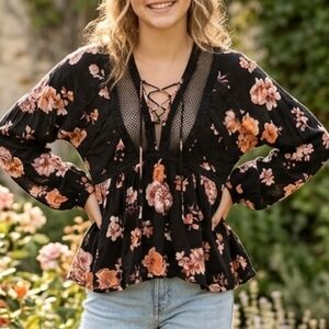 Vintage Havana Floral Peplum Top w/ Crochet & Lace-Up Detail, Small